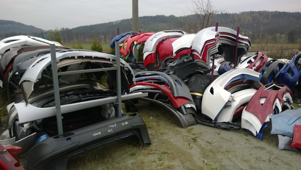 Autovrakoviště JAPONSKÉ A KOREJSKÉ AUTODÍLY AUTO DRÁSOV